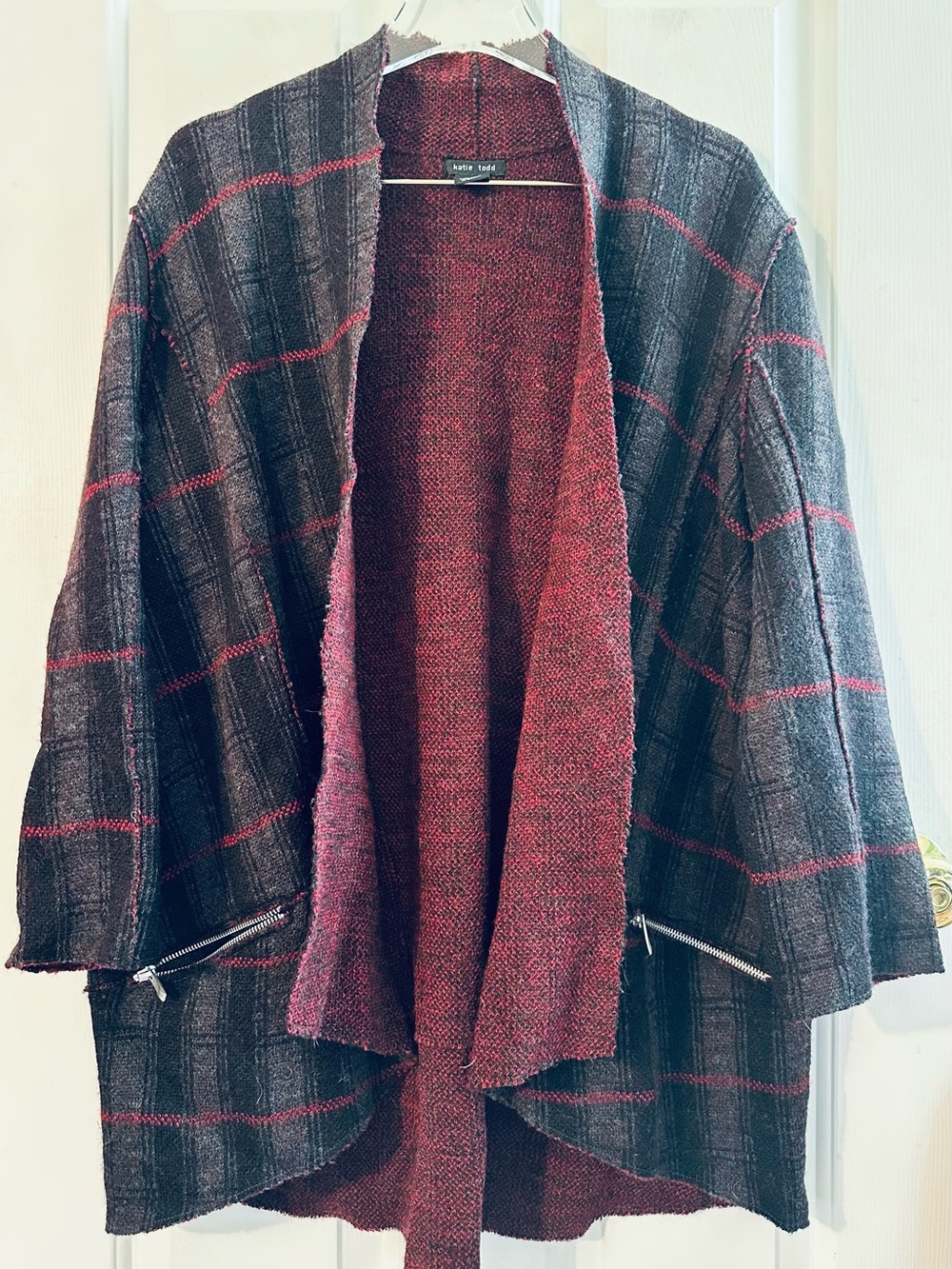 KATIE TODD Small 100% Wool Natural Fiber Cottagecore Grandmacore Plaid Cardigan